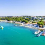 1 Bedroom Awesome In * Medulin