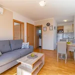 1 Bedroom Awesome In