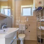 1 Bedroom Awesome In * Medulin